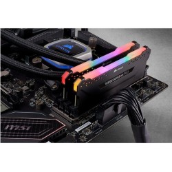 Kit Barrettes mémoire 16Go (2x8Go) DIMM DDR4 Corsair Vengeance Pro RGB  3200Mhz (Noir)